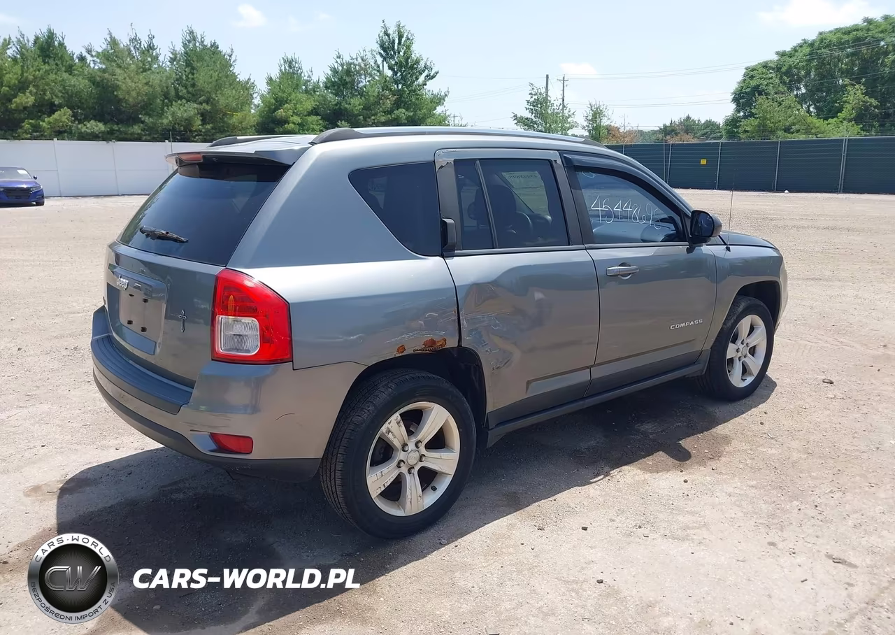 2012 Jeep Compass Sport VIN:1C4NJDBB0CD576192 - 4