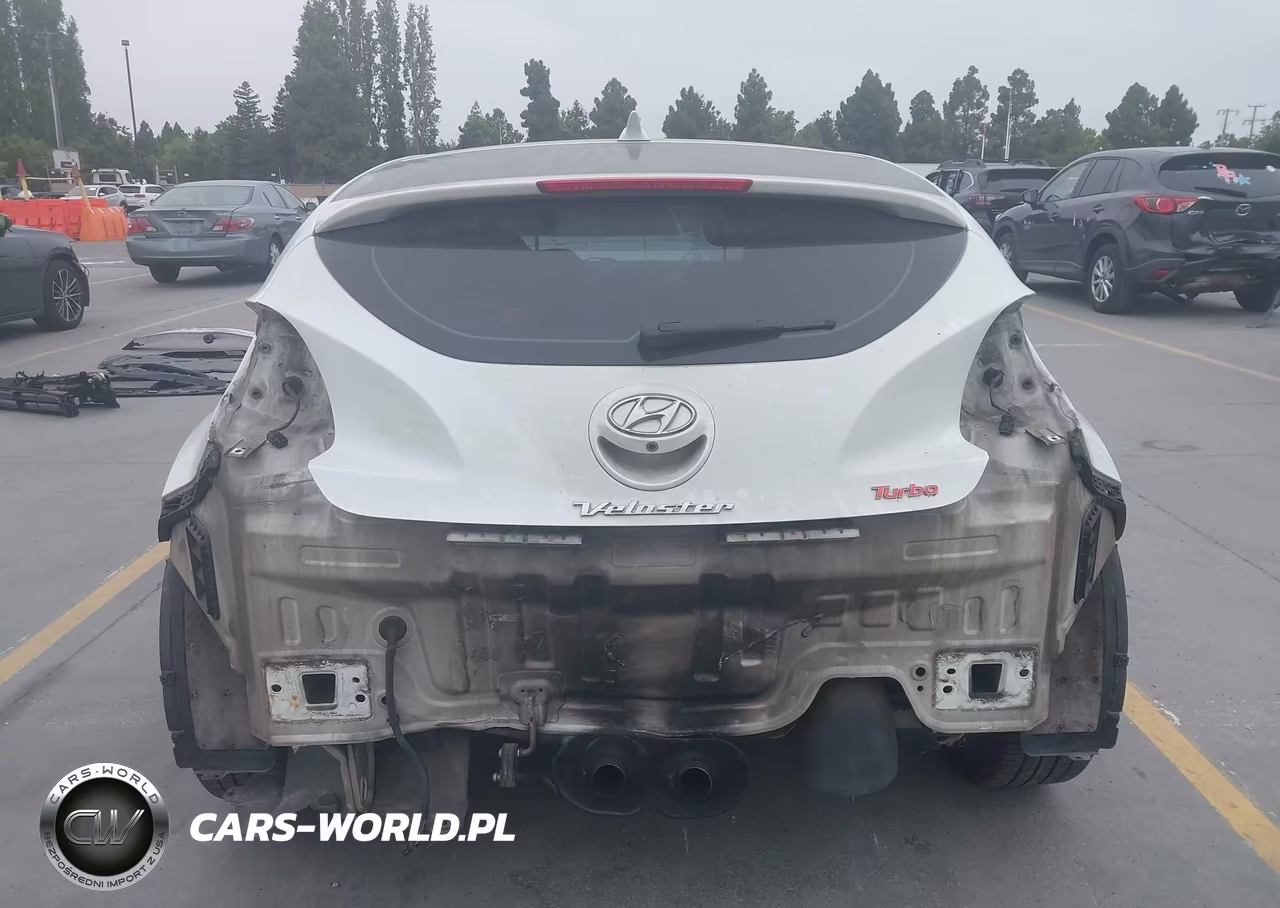 2014 Hyundai Veloster Turbo W-Black VIN:KMHTC6AE9EU183198 - 17