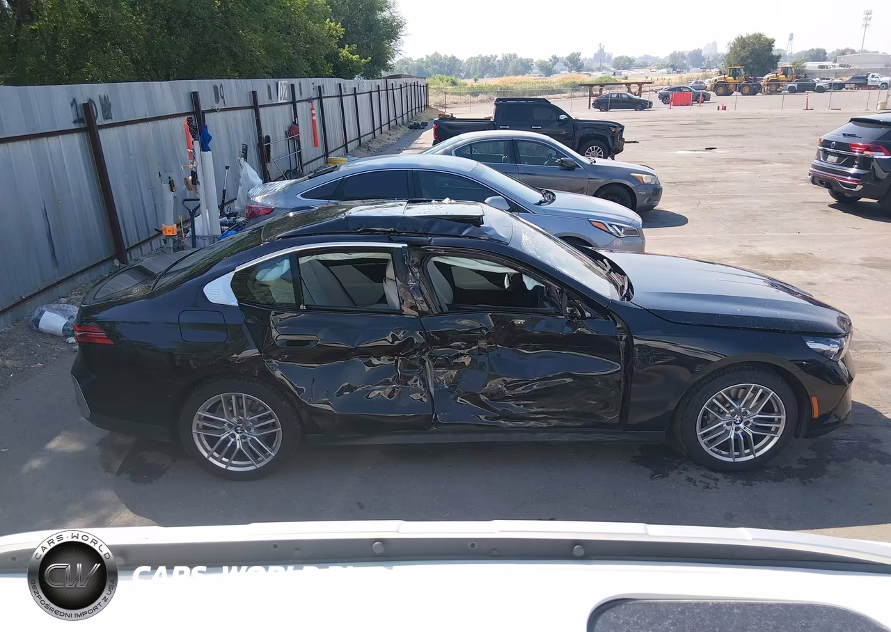 2024 BMW 530I xDrive VIN:WBA53FJ03RCP96377 - 13