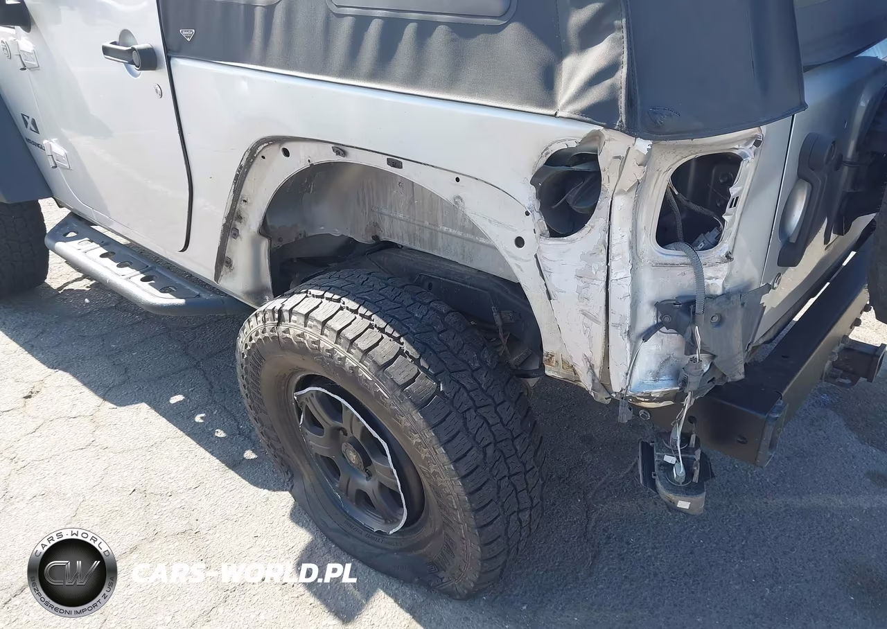 2009 Jeep Wrangler X VIN:1J4FA24119L790663 - 6