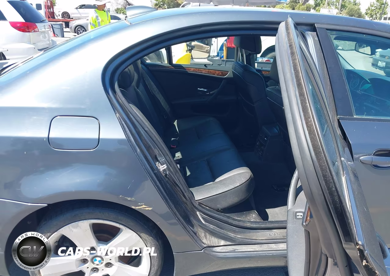 2008 BMW 535Xi VIN:WBANV93508CZ67217 - 8