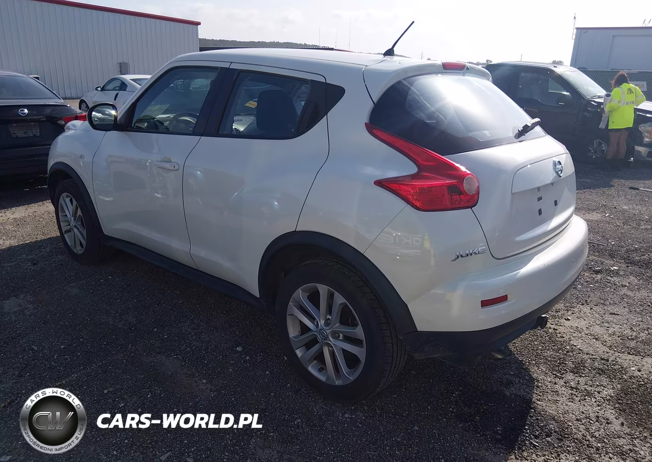 2011 Nissan Juke S VIN:JN8AF5MR4BT023621 - 3
