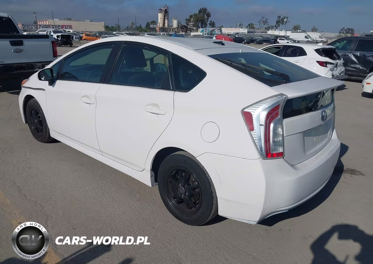2012 Toyota Prius Three VIN:JTDKN3DU2C5408239 - 3