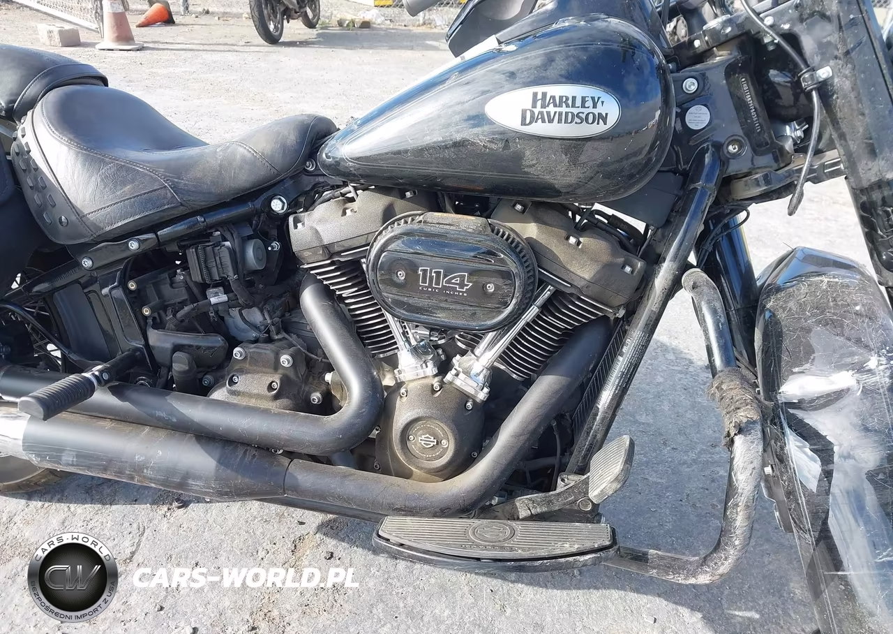 2023 Harley-Davidson Flhcs VIN:1HD1YBK25PB036741 - 8