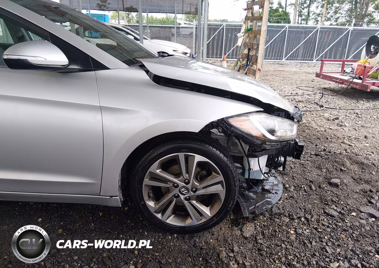 2017 Hyundai Elantra Limited VIN:5NPD84LF5HH075356 - 18