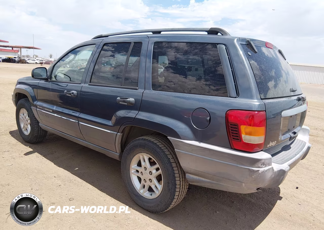 2002 Jeep Grand Cherokee Laredo VIN:1J4GX48S82C288241 - 3