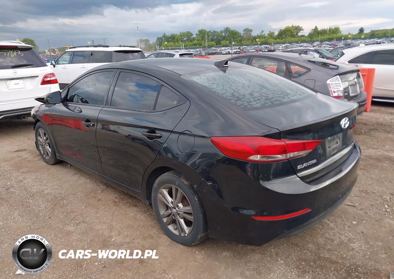 2017 Hyundai Elantra Se VIN:5NPD84LF2HH004437 - 3