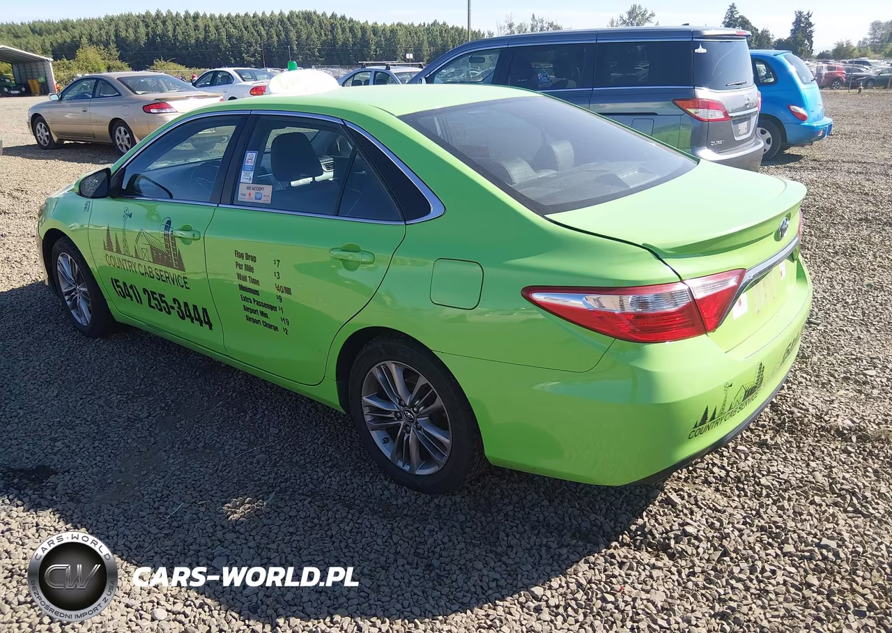 2015 Toyota Camry Se VIN:4T1BF1FK1FU090424 - 3