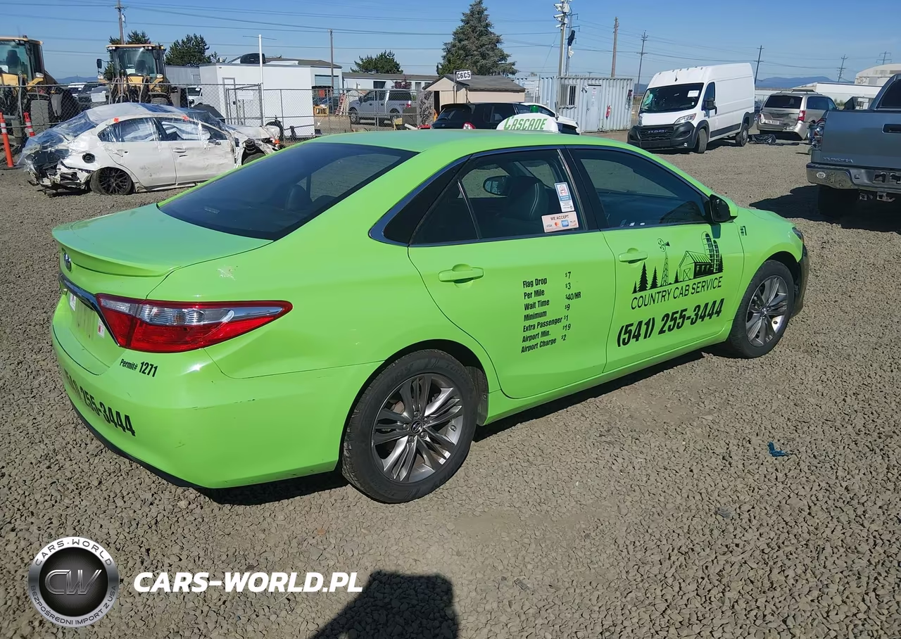 2015 Toyota Camry Se VIN:4T1BF1FK1FU090424 - 4