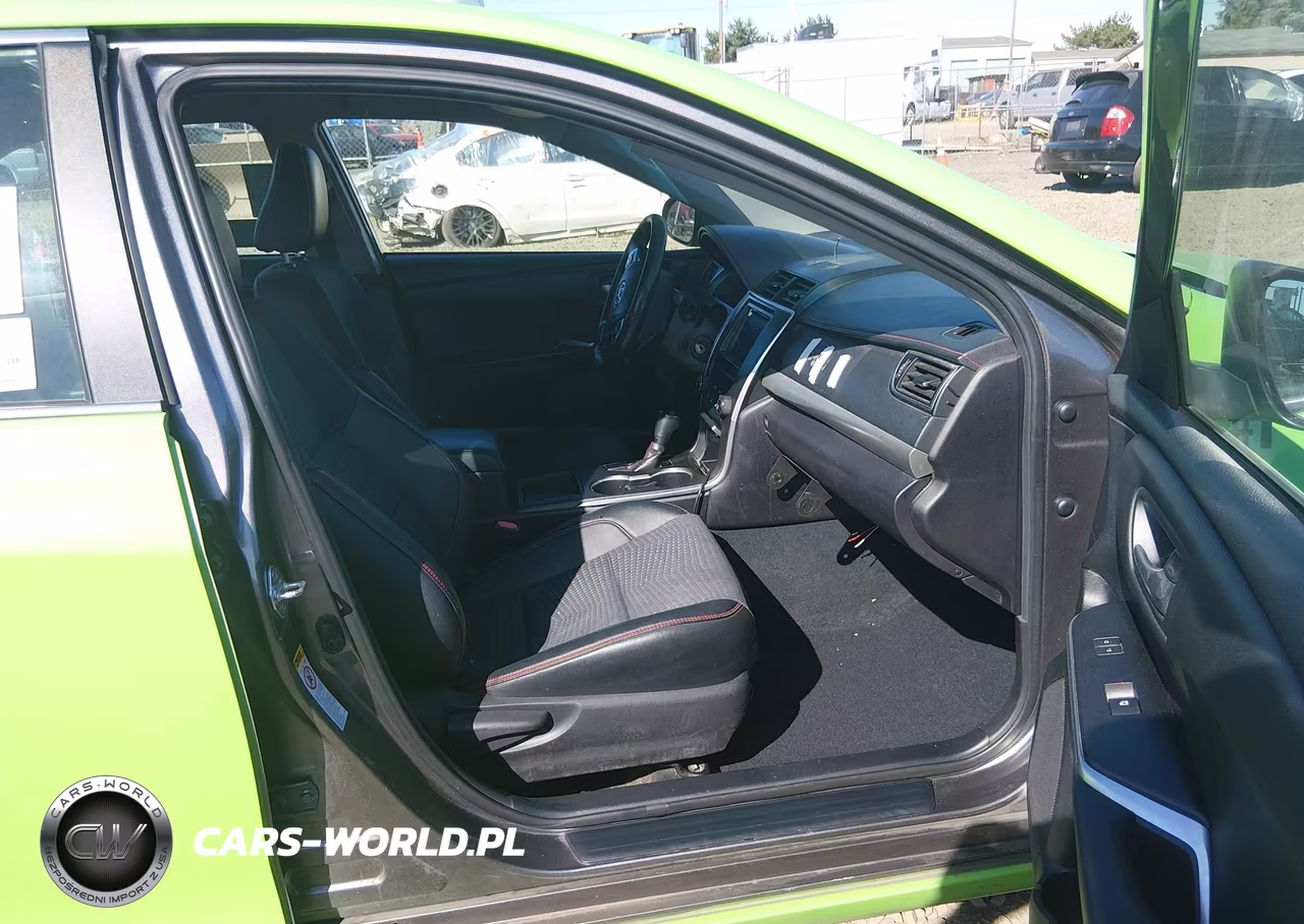 2015 Toyota Camry Se VIN:4T1BF1FK1FU090424 - 5