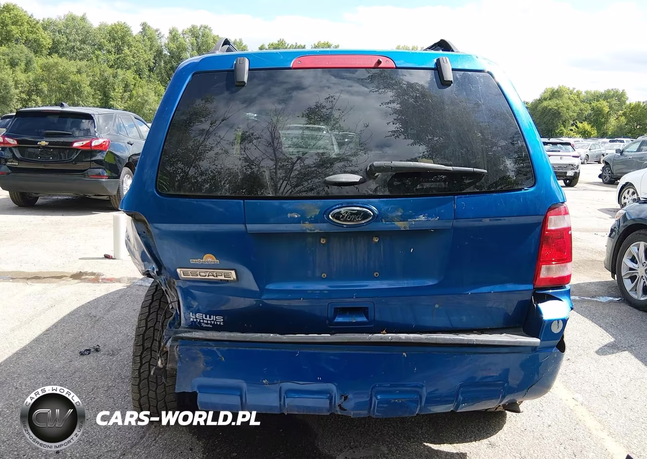 2011 Ford Escape Xlt VIN:1FMCU0D7XBKA51758 - 17