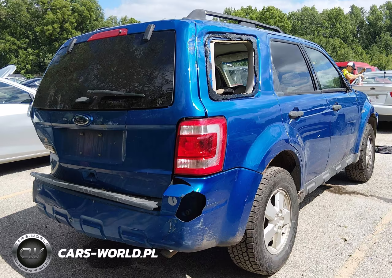 2011 Ford Escape Xlt VIN:1FMCU0D7XBKA51758 - 4