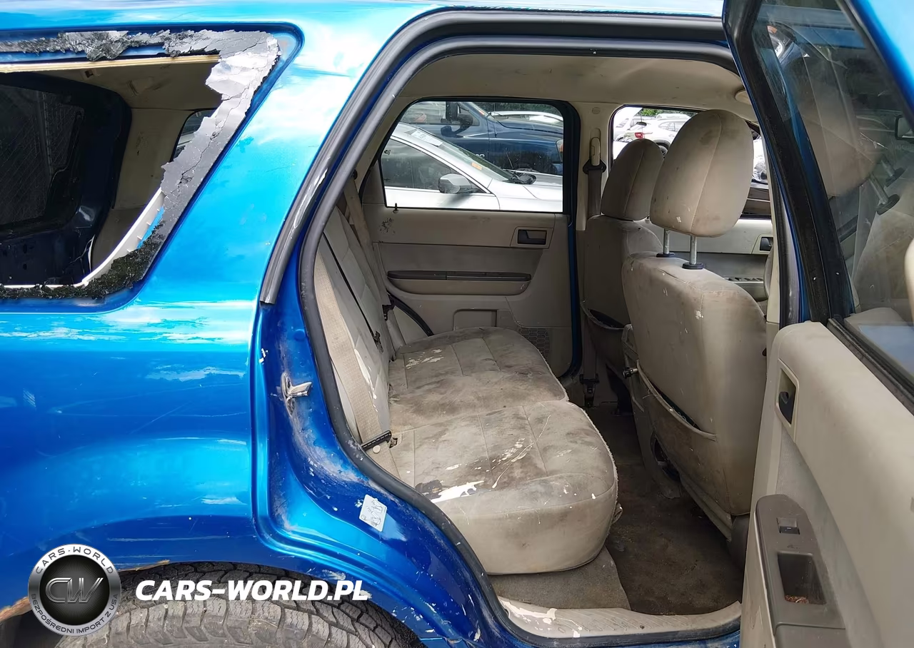 2011 Ford Escape Xlt VIN:1FMCU0D7XBKA51758 - 8