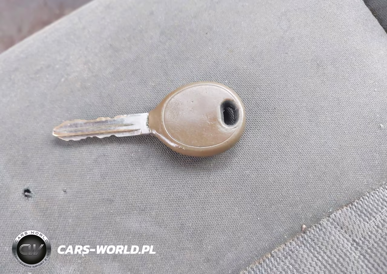 2010 Chrysler Pt Cruiser Classic VIN:3A4GY5F91AT199715 - 11