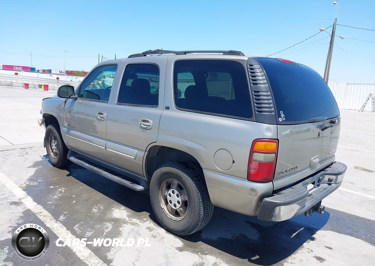 2003 Chevrolet Tahoe Lt VIN:1GNEC13TX3J331070 - 3
