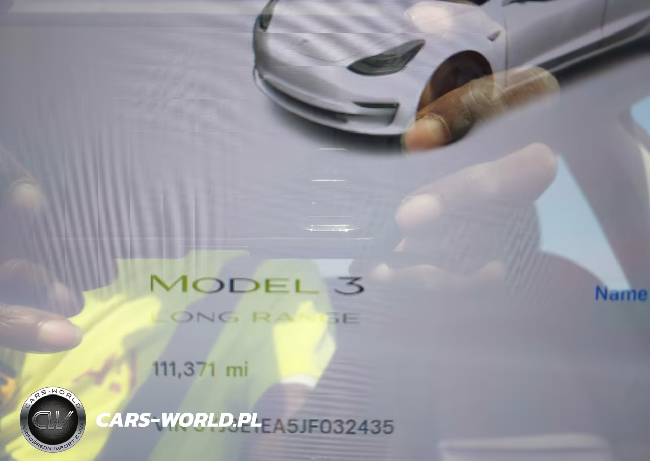 2018 Tesla Model 3 Long Range-Mid Range VIN:5YJ3E1EA5JF032435 - 16