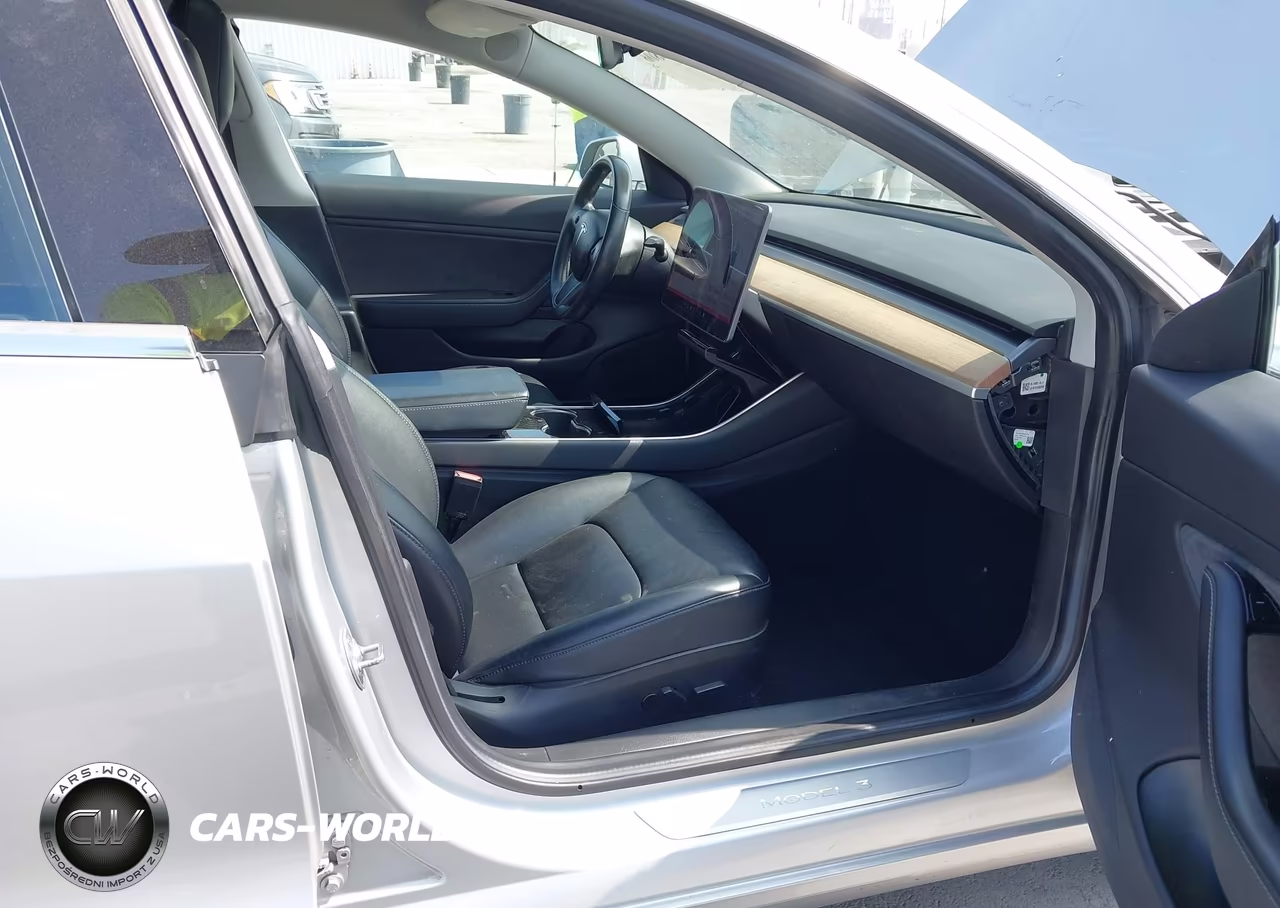2018 Tesla Model 3 Long Range-Mid Range VIN:5YJ3E1EA5JF032435 - 5