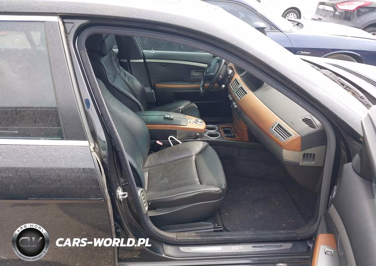 2007 BMW 750Li VIN:WBAHN83537DT72944 - 5