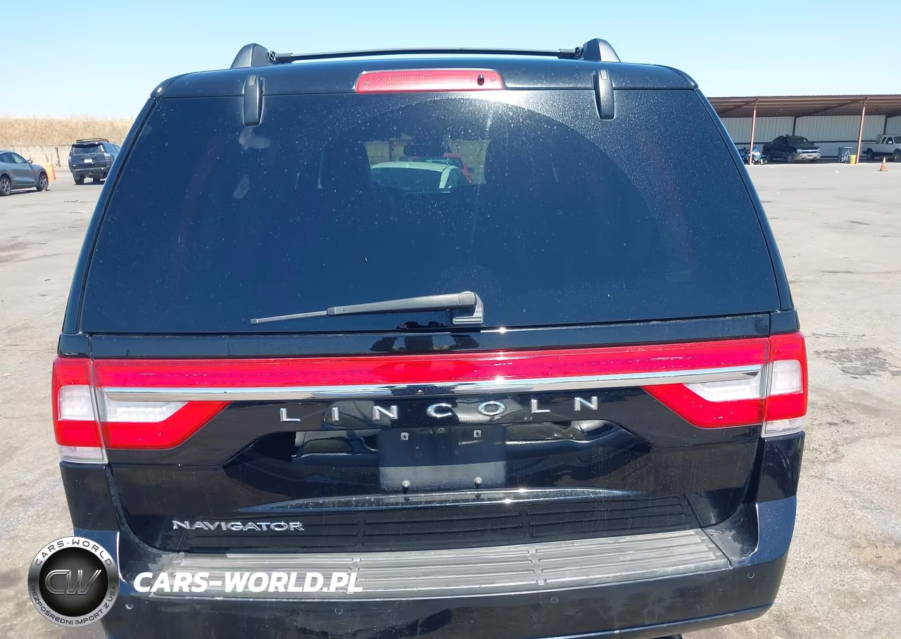 2017 Lincoln Navigator Select VIN:5LMJJ2JTXHEL10833 - 16