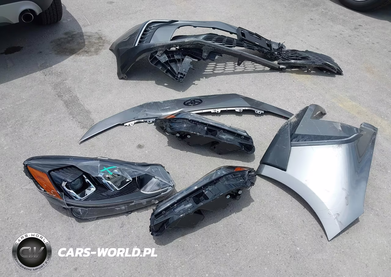 2026 Toyota Camry Se VIN:4T1DAACK1TU670425 - 12