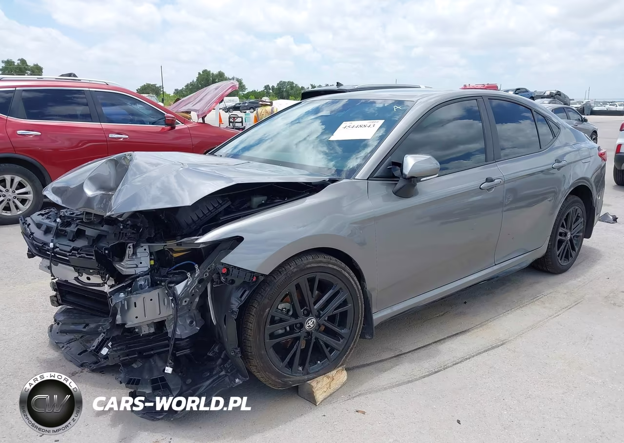 2026 Toyota Camry Se VIN:4T1DAACK1TU670425 - 2