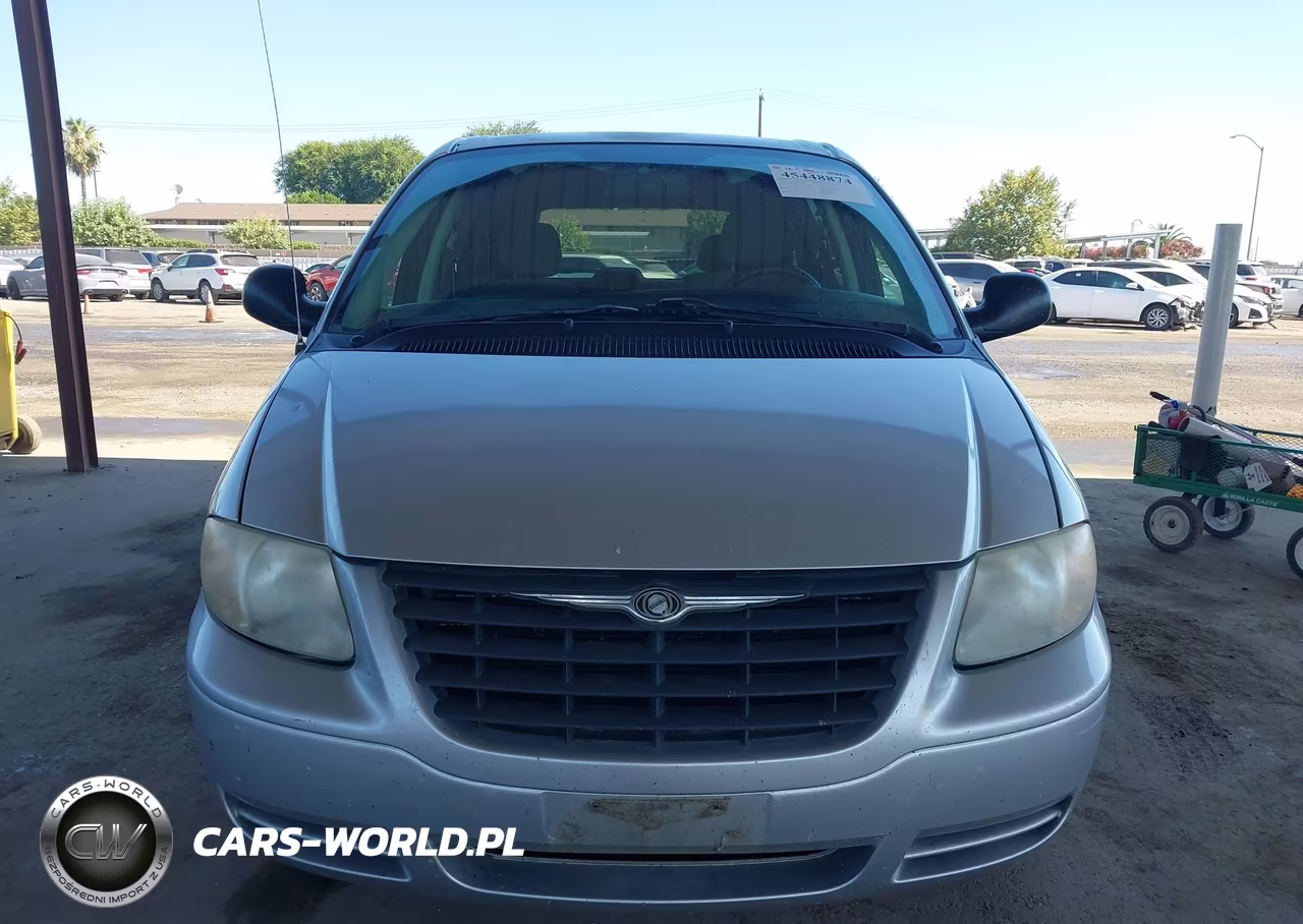 2006 Chrysler Town & Country VIN:1A4GP45R06B757738 - 12