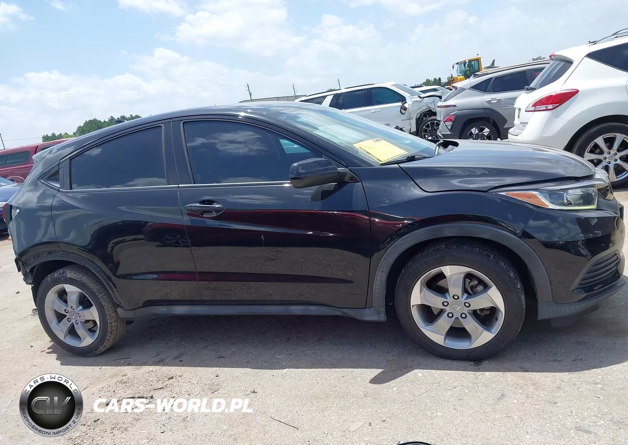2019 Honda Hr-V Lx VIN:3CZRU5H33KG706511 - 12