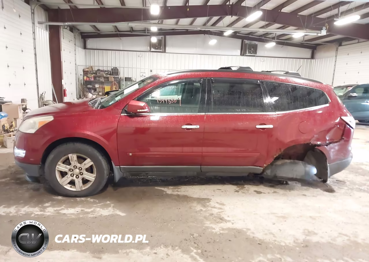 2010 Chevrolet Traverse Lt VIN:1GNLVGED8AS133492 - 14