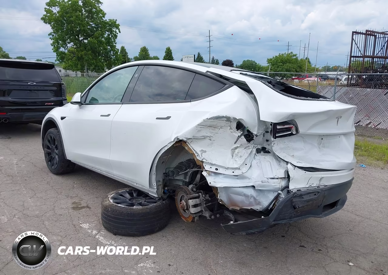 2023 Tesla Model Y Awd-Long Range Dual Motor All-Wheel Drive VIN:7SAYGDEE6PF935421 - 13