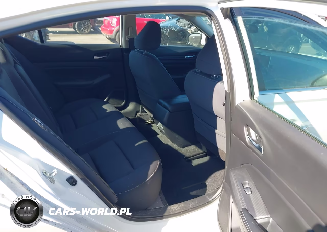 2019 Nissan Altima 2.5 S VIN:1N4BL4BV8KC135458 - 8