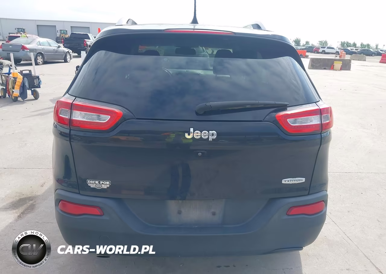 2017 Jeep Cherokee Latitude VIN:1C4PJLCB2HW642190 - 17