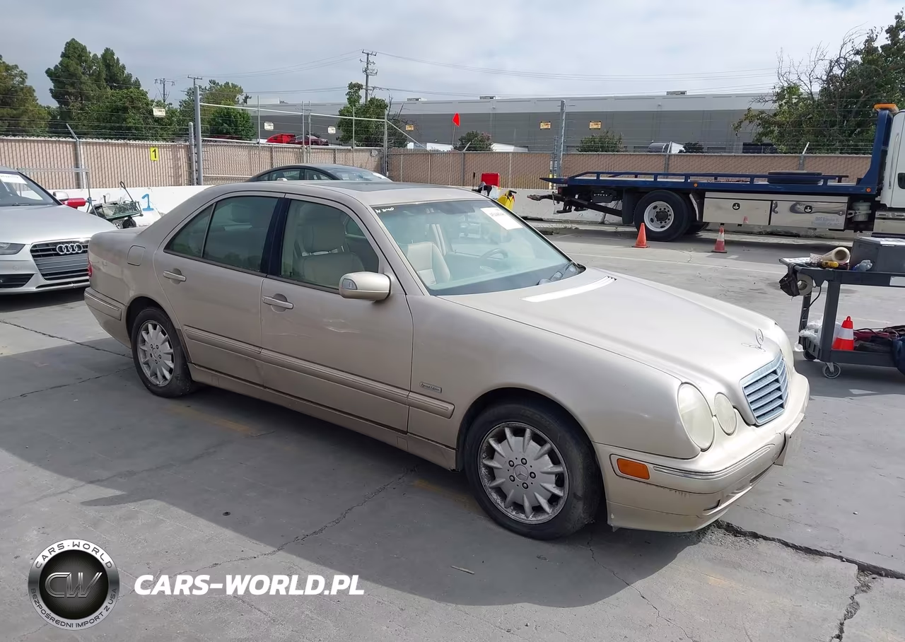 2000 Mercedes-Benz E 320 4M