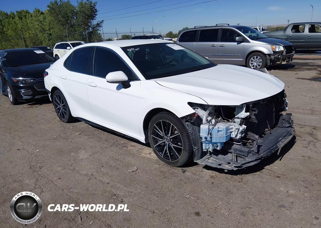 2021 Toyota Camry Se – zdjęcie 1 z 17