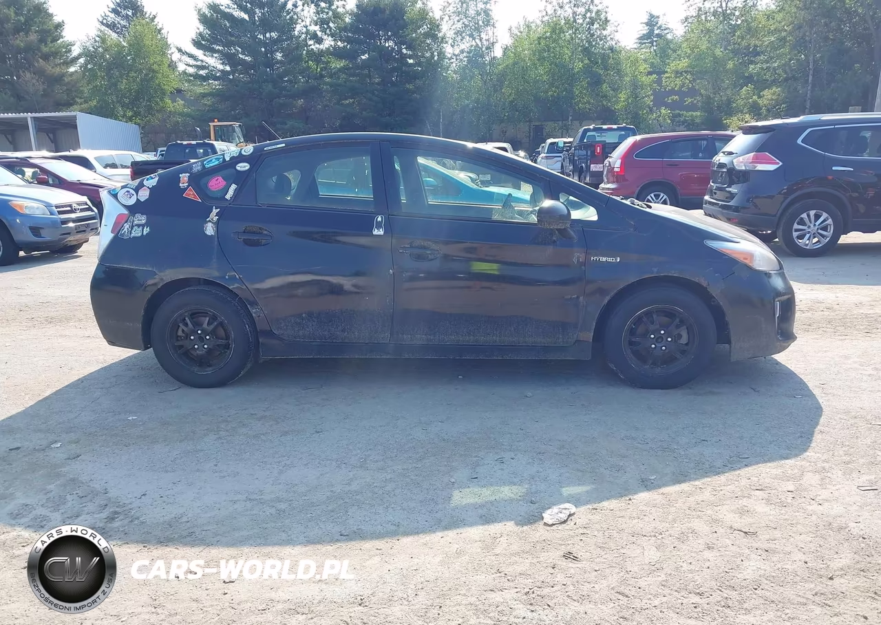 2012 Toyota Prius Two VIN:JTDKN3DU1C5407180 - 13