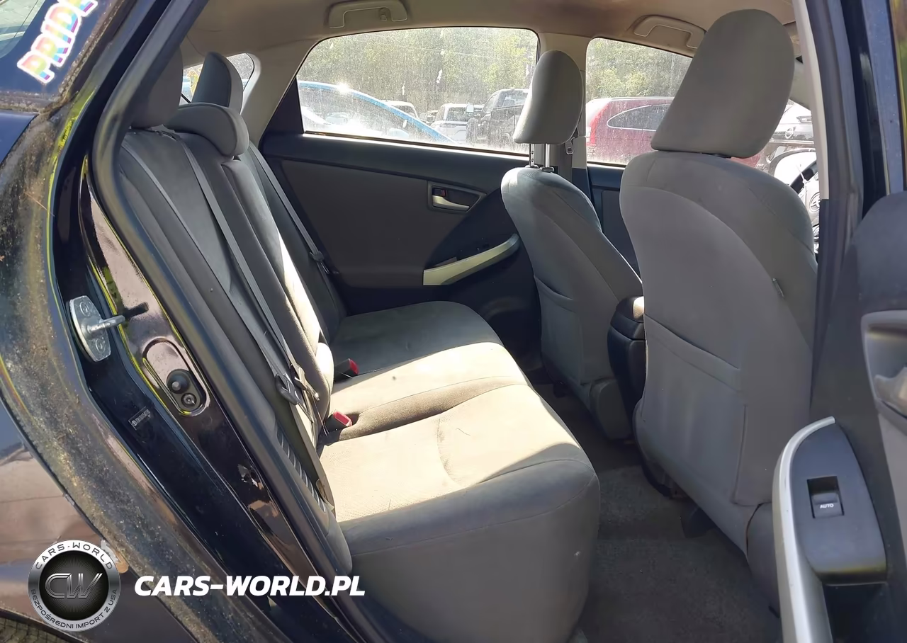 2012 Toyota Prius Two VIN:JTDKN3DU1C5407180 - 8