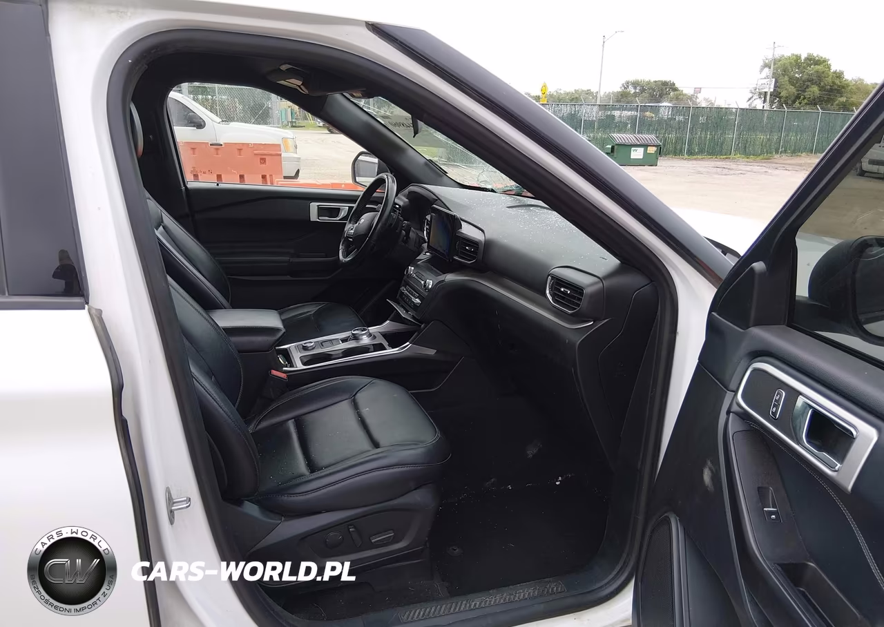2020 Ford Explorer Xlt VIN:1FMSK8DH1LGA72379 - 5