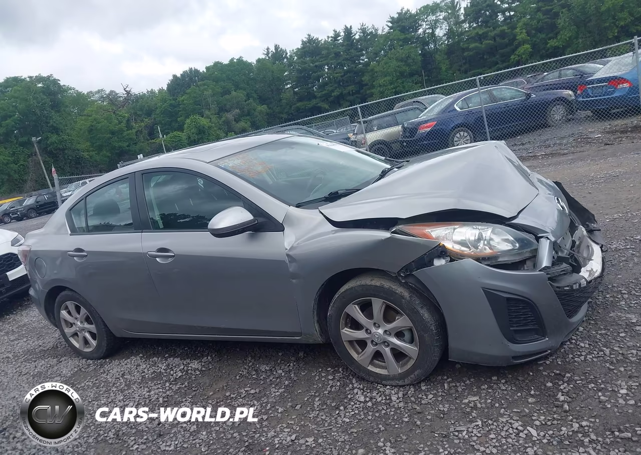 2011 Mazda Mazda3 I Touring VIN:JM1BL1VG6B1380311 - 13