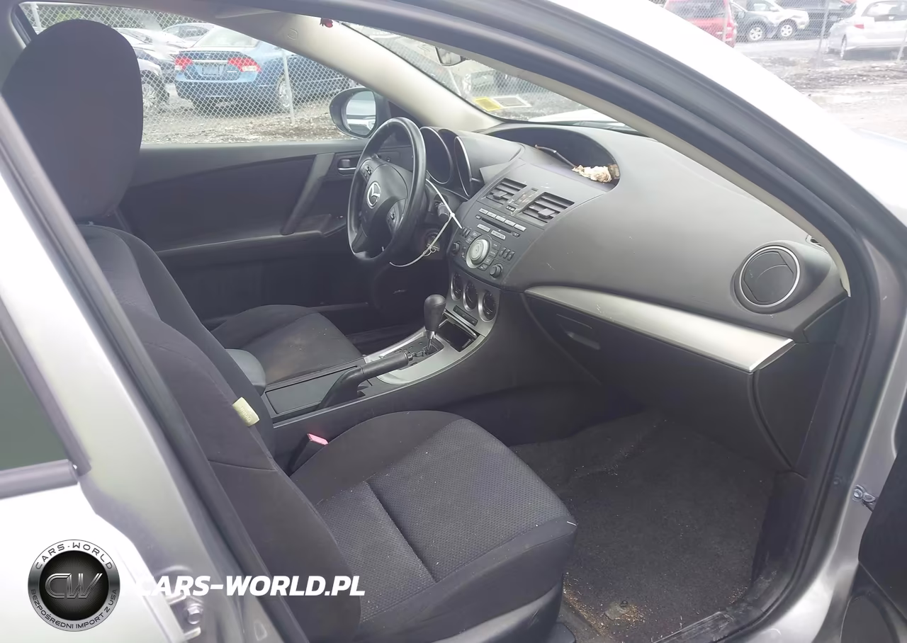 2011 Mazda Mazda3 I Touring VIN:JM1BL1VG6B1380311 - 5