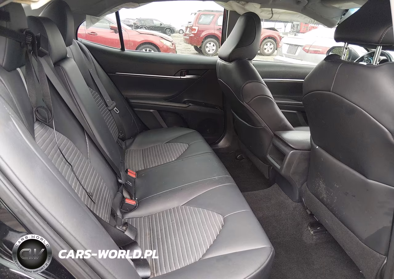 2020 Toyota Camry Se VIN:4T1G11AK7LU978246 - 8