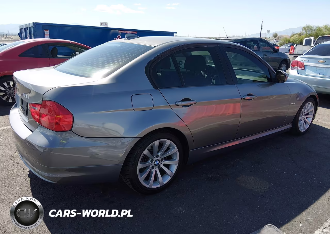2011 BMW 328I VIN:WBAPH5C51BA444350 - 4