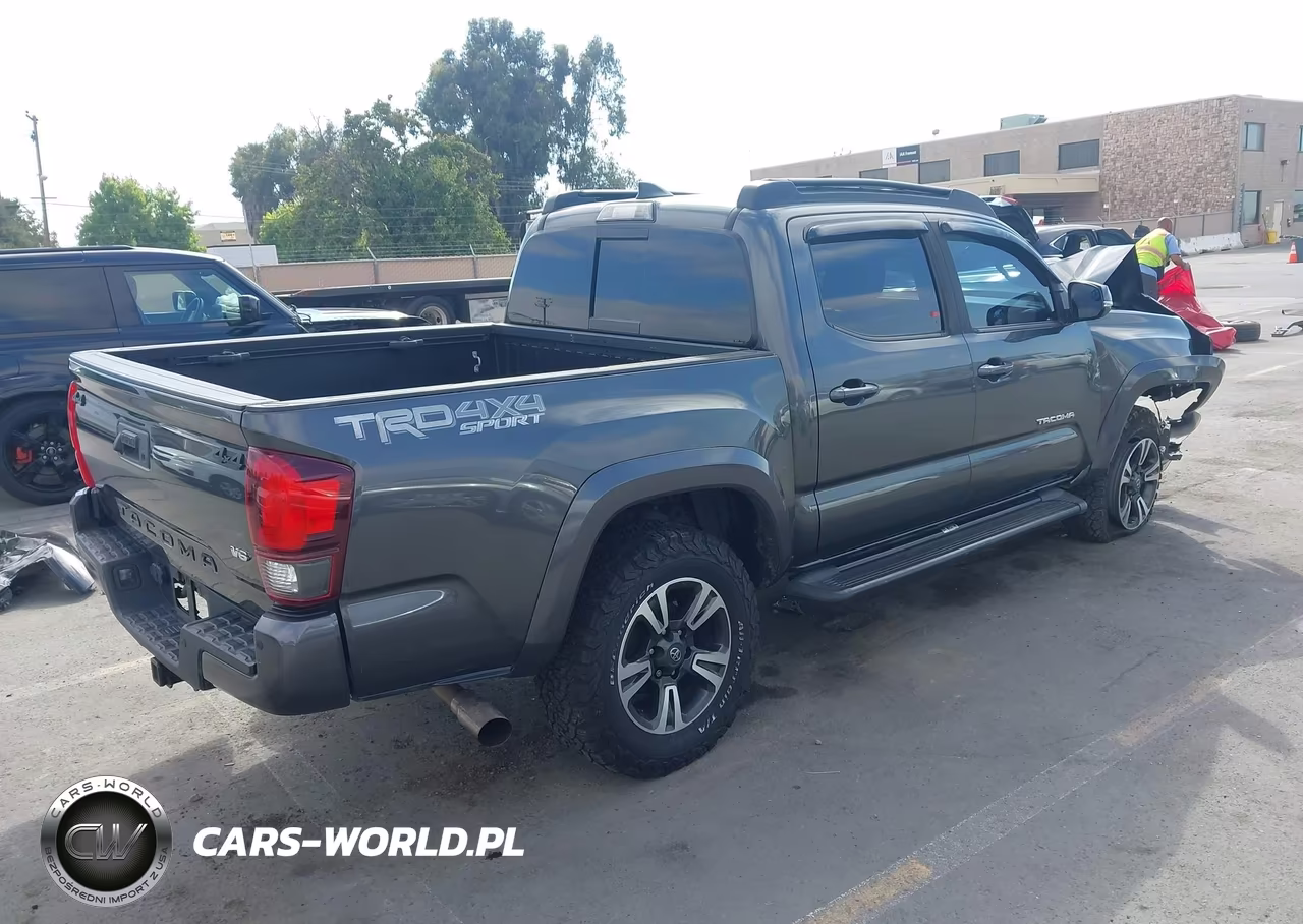 2019 Toyota Tacoma Trd Sport VIN:3TMCZ5AN8KM282589 - 4