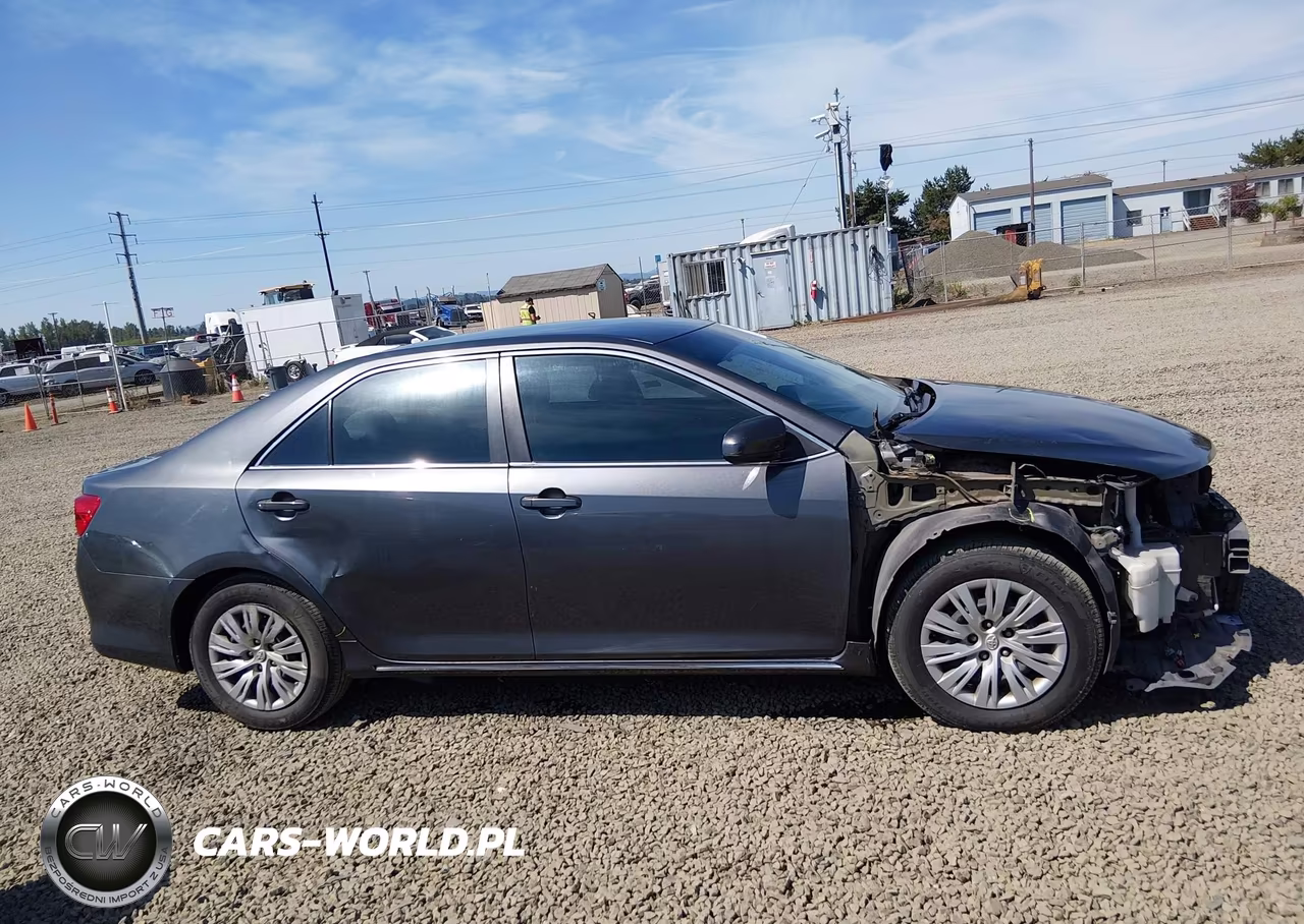 2012 Toyota Camry Le VIN:4T1BF1FK2CU038425 - 14