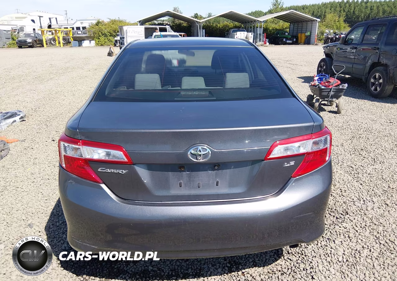 2012 Toyota Camry Le VIN:4T1BF1FK2CU038425 - 17