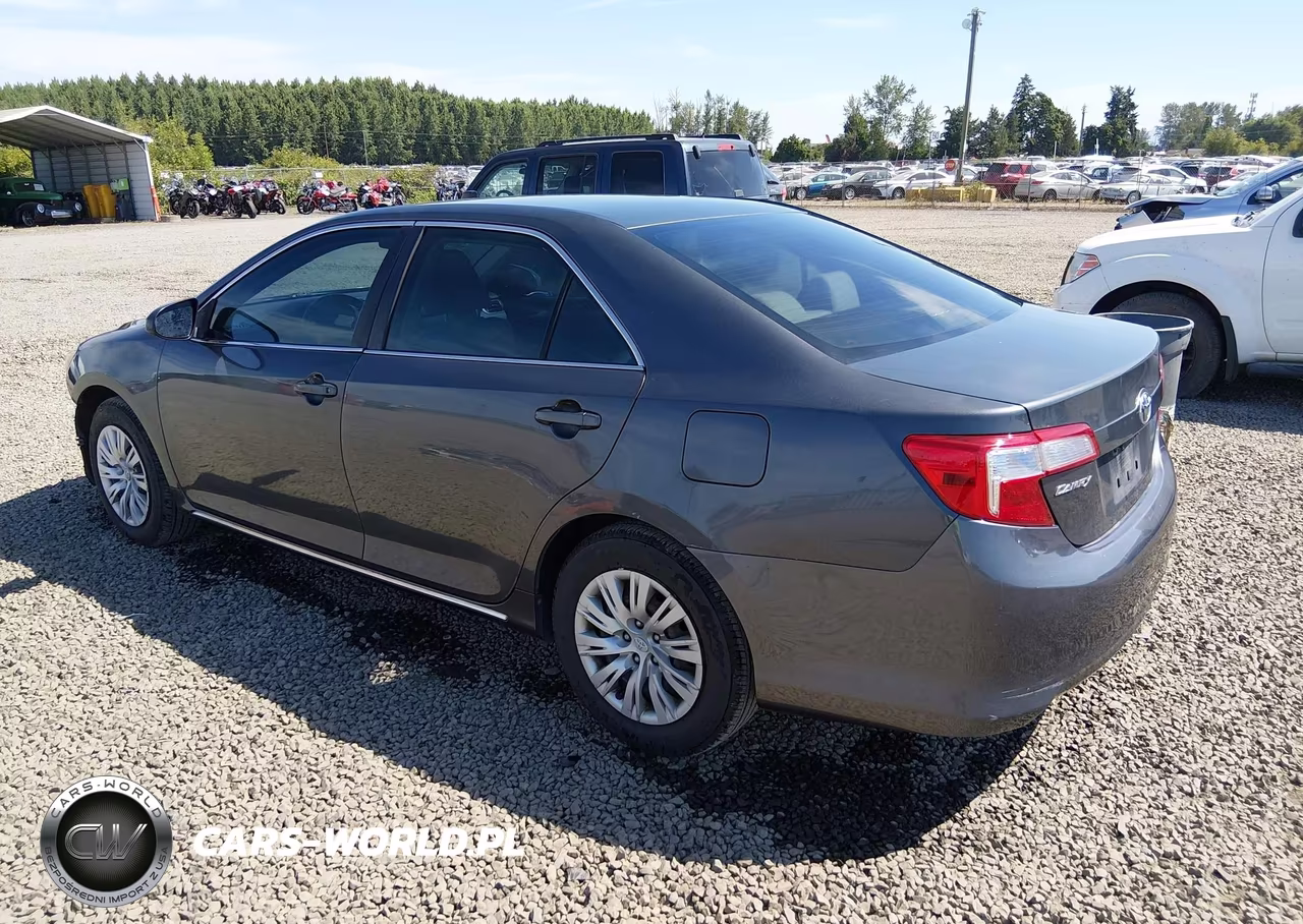 2012 Toyota Camry Le VIN:4T1BF1FK2CU038425 - 3