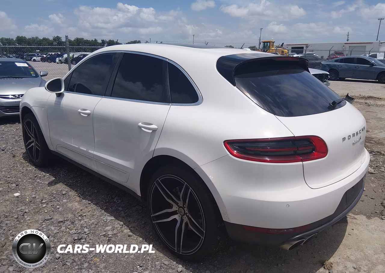 2015 Porsche Macan S VIN:WP1AB2A50FLB51124 - 3