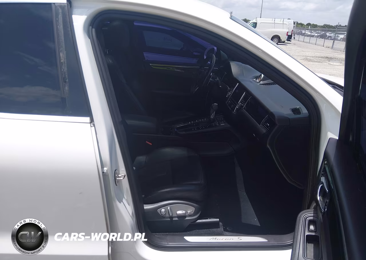 2015 Porsche Macan S VIN:WP1AB2A50FLB51124 - 5