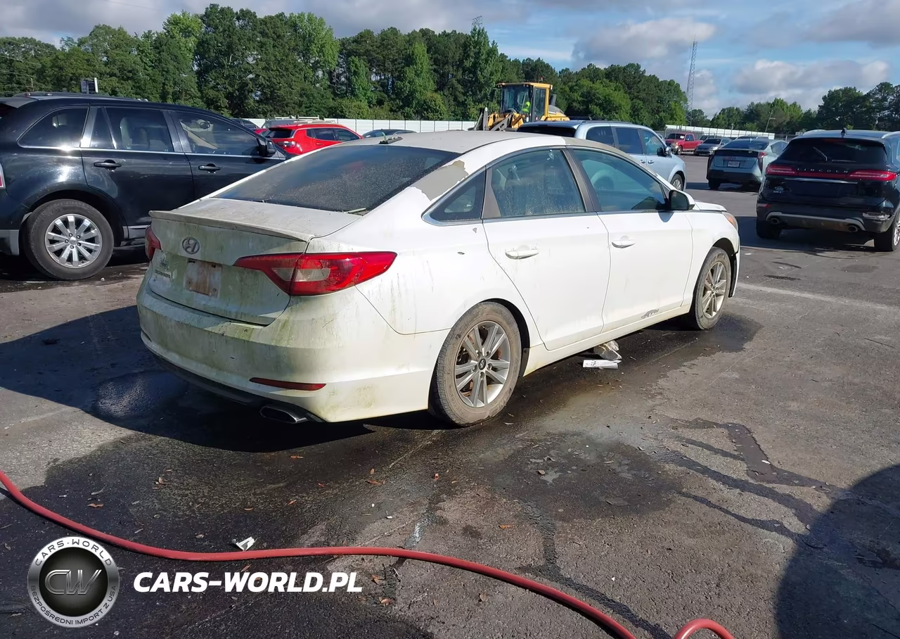2017 Hyundai Sonata Se VIN:5NPE24AF9HH507083 - 4
