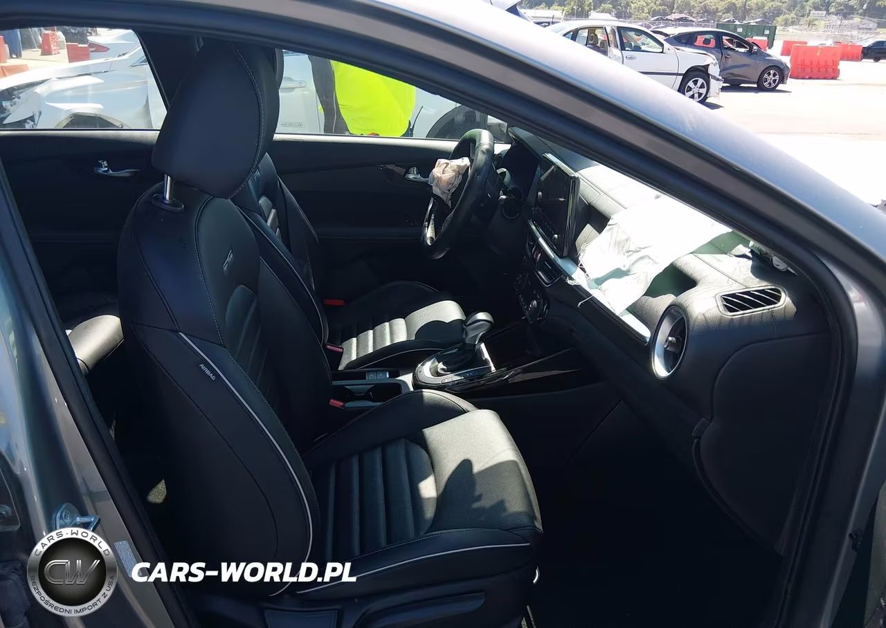 2024 Kia Forte Gt-Line VIN:3KPF54AD4RE811681 - 5