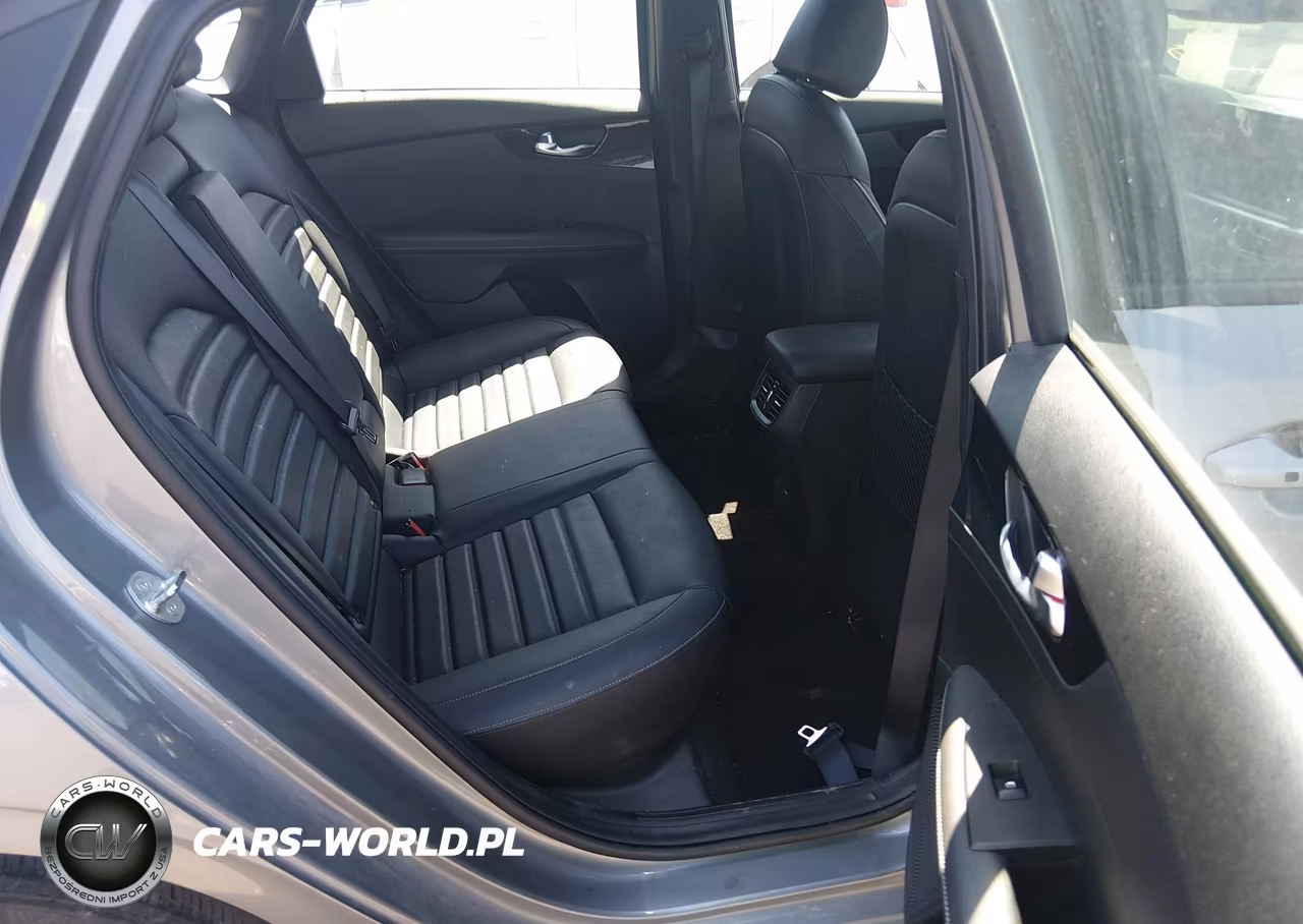 2024 Kia Forte Gt-Line VIN:3KPF54AD4RE811681 - 8
