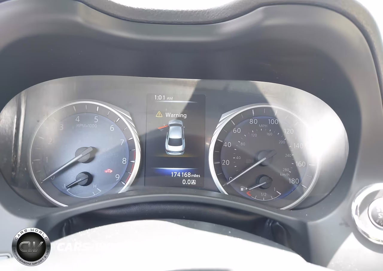 2015 Infiniti Q50 Premium VIN:JN1BV7AP8FM349166 - 7